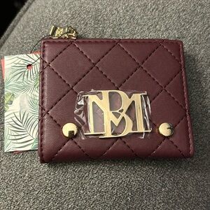 Badgley Mischka short wallet